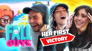 NADESHOT HELPS VALKYRAE GET HER *FIRST* WIN ON FALL GUYS! Ft. Neeko & BrookeAB