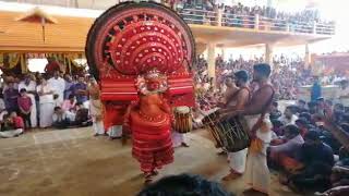 Periye Sri pulibhootha devasthanam kaliyattam 2019