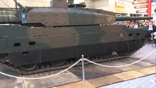 2014静岡ホビーショー10式戦車実動デモ