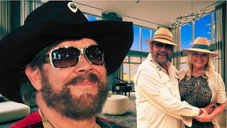 Hank Williams Jr  Tennessee Mansion | House TOUR, Wife, 2Sad DEATHS, 5 Children, Age 75 \u0026 Net Worth