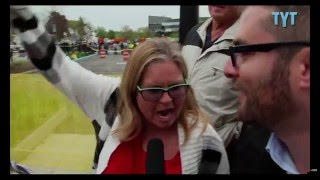 Trump Protesters Charge Supporters Outside Rally (VIDEO)