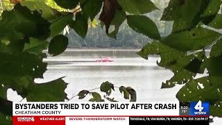 Bystanders tried to save pilot after crash