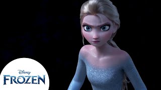 Elsa intenta cruzar el mar Sombrío | Frozen