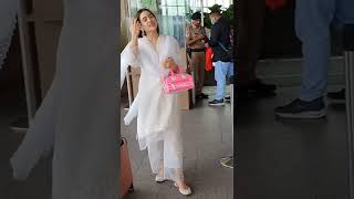 Sara Ali Khan In White Suit 😍