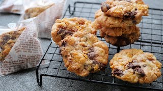 順にボウルで混ぜるだけ!簡単溶かしバターのコーンフレークチョコクッキー♡ |   Chocolate Chunk Cookies