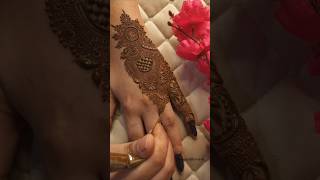 Pakistani mehandi design ✨🌱 #mehndi #mehndidesign #mehandi #henna #viralvideo #youtubeshorts #heena