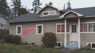 'System is broken': West Linn neighbors say homeowner painted slur on home