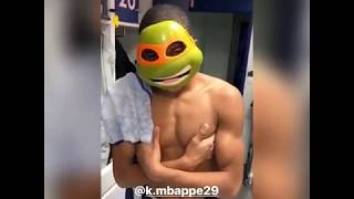 Thiago Silva gets Kylian Mbappe a Michelangelo ninja turtles mask for his Birthday #shorts