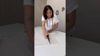 Pratik kolsuz gömlek Kesimi nasıl yapılır.              How to cut a practical sleeveless shirt.