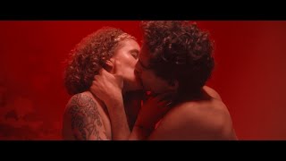 Sukie - Hit Me (Official Video)