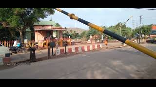 Railway Gate // Indian Railway Crossing // Railway Fatak // Tungabhadra Dam Train Gate Sound