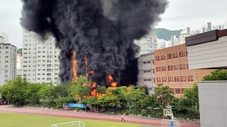 서울 은명초서 화재…교사 2명 연기흡입 / 연합뉴스TV (YonhapnewsTV)