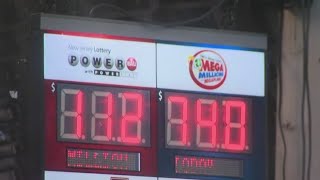 Mega Millions jackpot climbs to $740 million