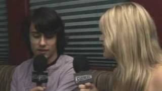 Sidewalks TV: Teddy Geiger (2006)