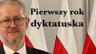 Pierwszy rok dyktatuska