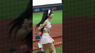 多慧攻擊小龍女玩得好開心呀 ​⁠ ​⁠ #李多慧 #이다혜 #棒球 #啦啦隊 #cheerleader #baseball #台湾野球チア #台湾野球 @lee_dahye