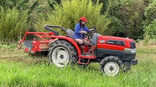 Weekend farmer Miki / KUBOTA KL27 Tractor / Japan