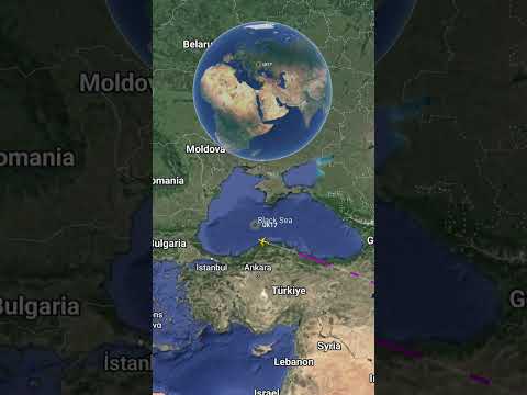 How far is India from London by plane?