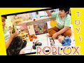 Den and Roy got roblox toys!