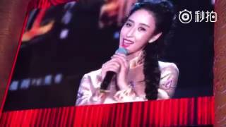 หูเกอ ถงลี่ย่า ร้องเพลง 一对鸳鸯水上漂 3 แฟนแคมชัดกว่าสองอันแรก