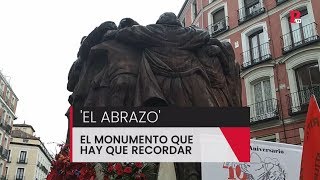 ‘El abrazo’ recuerda a los abogados de Atocha