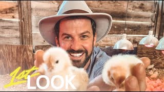 Johnny Bananas Is A Chick Magnet: Snowdance Farm at the Foothills of the Catskills | 1st Look TV