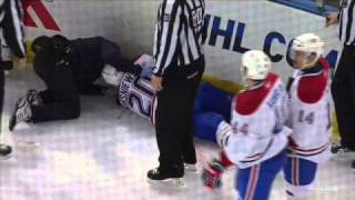 James Wisniewski gets hit in the face by the puck (2011-02-17)