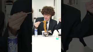 British Highschoolers try Korean Fire Noodles!