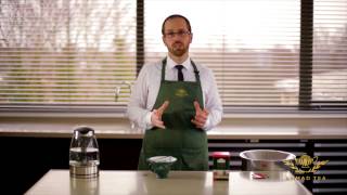 How to brew a perfect cup of tea with teabags, by Tea Taster Dominic Marriott