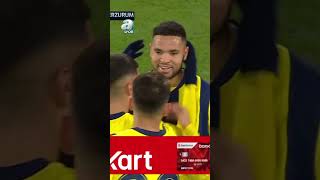 Youssef en-Nesyri Kaleciyi Geçerek Güzel Bir Gole İmza Atıyor! (Fenerbahçe 4-0 Erzurumspor)