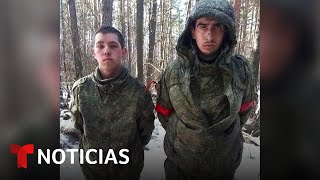 Publican imágenes de soldados rusos muertos o capturados | Noticias Telemundo