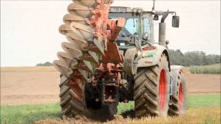 New Fendt 720 Vario - Ploughing