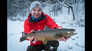 Taimenen pilkkimistä // Winter trout fishing