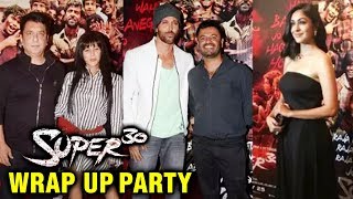 Hrithik Roshan, Mrunal Thakur, Amit Sadh At Super 30 Wrap Up Party