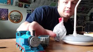 Unboxing Dylan Parent's 1985 Hornby Thomas for Repair