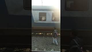 ওই ট্রেন ওই ট্রেন 🛤️#shorts