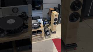 Hi-Fi system: Jadis, Odeon Audio, Origin Live, Nagaoka, Gold Note