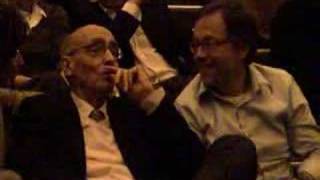 José Saramago assiste Ensaio Sobre a Cegueira
