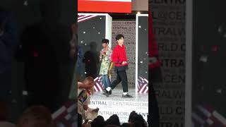 191213 OFFGUN with Lucky fan at CentralwOrld