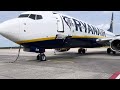 ryanair’s boeing 737 built in air stairs