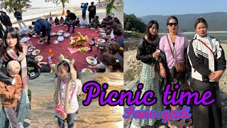 Picnic khadai hami sano gadi park#goviral #food #akdamai mito khana#enjoy #youtube video🥰🥰🥰