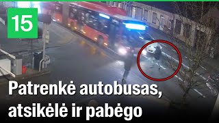 Kvapą gniaužiantis video: Vilniuje autobuso nublokštas jaunuolis iš avarijos vietos išėjo