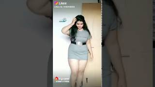 Chubby aunty thunder thighs show