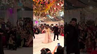 Kajra re kajra re | Daniyal & Mishaal wedding Dance
