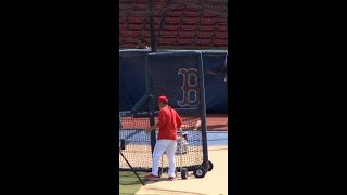Kendrick Perkins is just taking some batting practice at Fenway Park 🤣 #shorts