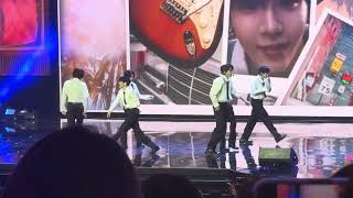 RIIZE ‘Get A Guitar + Boom Boom Bass’ at MAMA Awards Day1