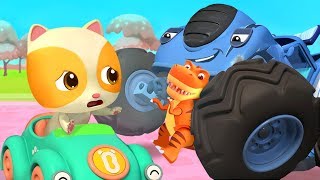 Monster Truck Grabs Baby Kitten's Toy | Police Truck | Nursery Rhymes | BabyBus Portuguese