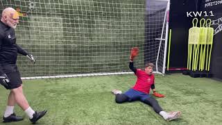 Goalkeeper Training - One on One Blocking Smart Save