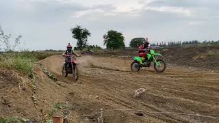 MX2-A​ บรรยากาศการซ้อมก่อนการแข่งขัน​ FMSCT​ THAILAND​ SUPERCROSS​ 2021​ RD1-RD2​