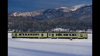 雪の中を走るかっこいい電車‼️キハ111・112 飯山線